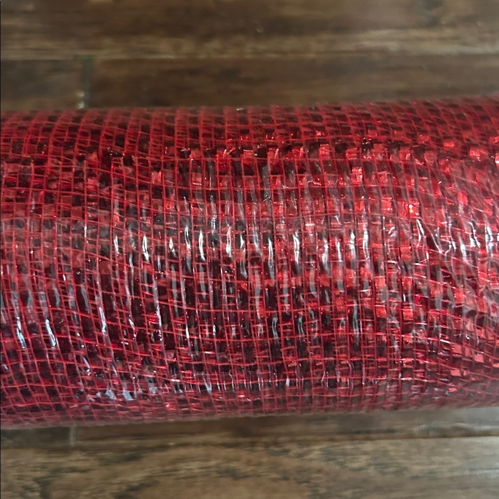 Christmas Red Polypro Mesh Ribbon - Picture 4 of 4
